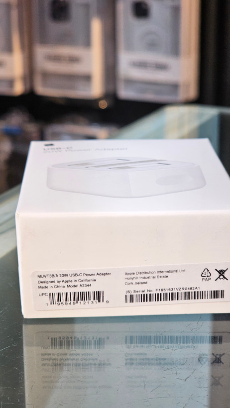آداپتور 20wایفون سه پین اصل مدل B/A Model A2344